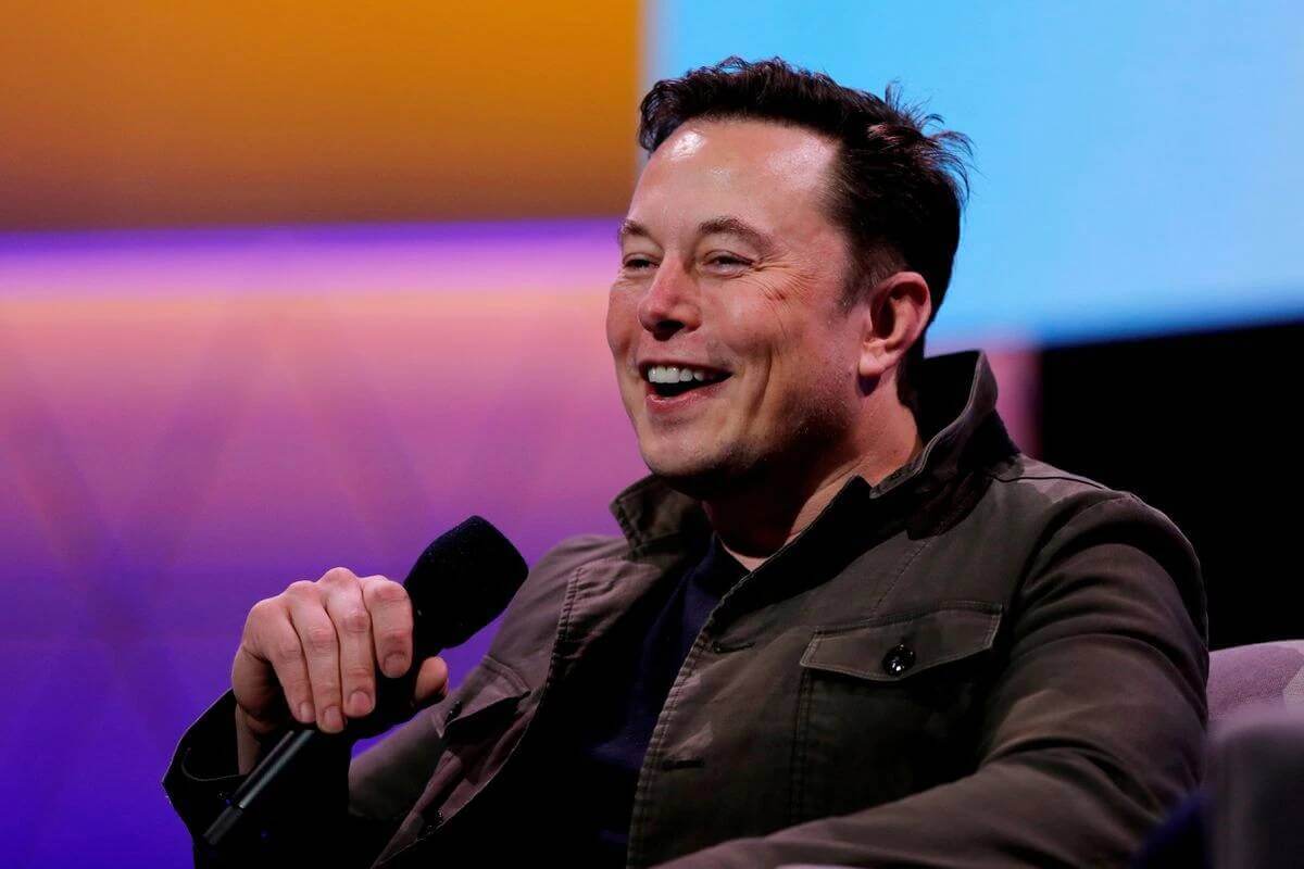 CEO of Tesla Motors Elon Musk to lay off 75 per cent of staff if he takes over Twitter?